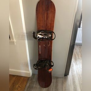 Arbor Element 58 Snowboard with Burton bindings